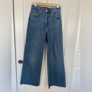 Wide leg jeans high waisted